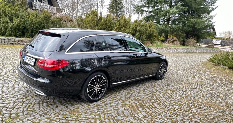 Mercedes-Benz Klasa C cena 123000 przebieg: 114000, rok produkcji 2019 z Krośniewice małe 137